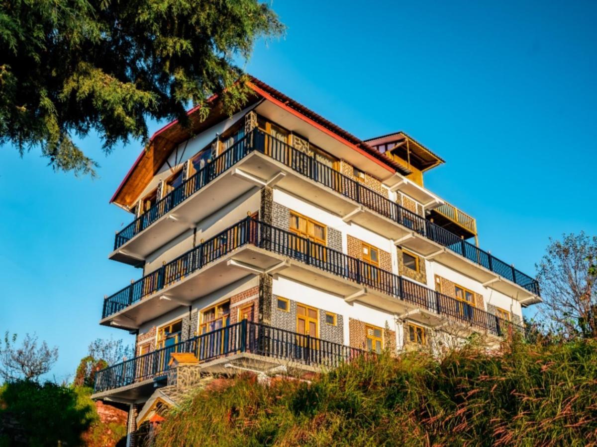 Hotel La Riqueza #mountain View # Near To Kodia Forest Jungle Saafari # 05 Mins From Adventure Activities Kanatal