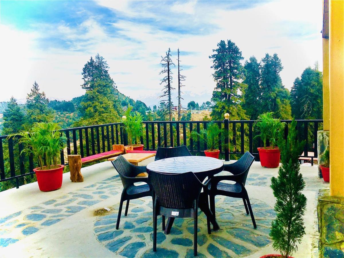 Hotel La Riqueza #mountain View # Near To Kodia Forest Jungle Saafari # 05 Mins From Adventure Activities 4*