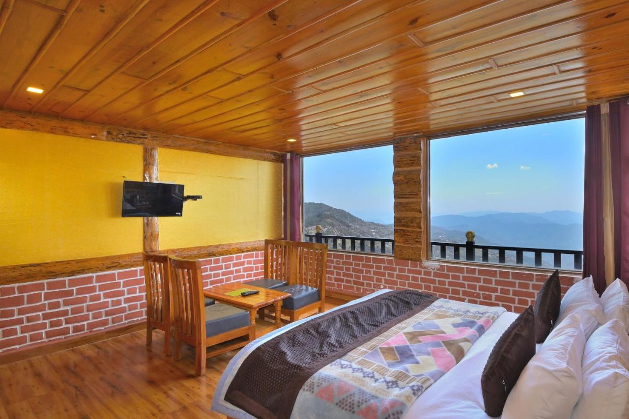 La Riqueza #mountain View # Near To Kodia Forest Jungle Saafari # 05 Mins From Adventure Activities